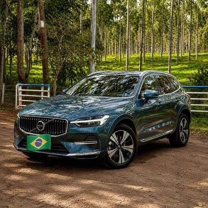 VOLVO XC60 2.0 T8 RECHARGE PLUS AWD GEARTRONIC VOLVO XC60 2.0 T8 RECHARGE PLUS AWD GEARTRONIC